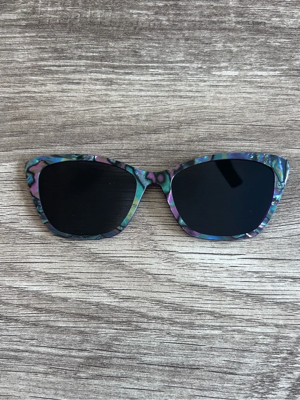 Pair Eyewear. Wanda The Polarized Abalone Sun Top.
